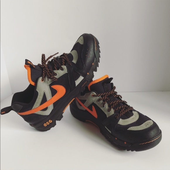 Nike ACG Air Rongbuk Hiking Shoe Sneaker Men's 9 Nike ACG Air Rongbuk Hiking Shoe Sneaker Men's 9